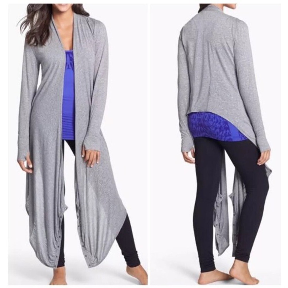Zella Long Cardigan Small Gray Minimalist thumb holes Lagenlook Art Teacher Arts